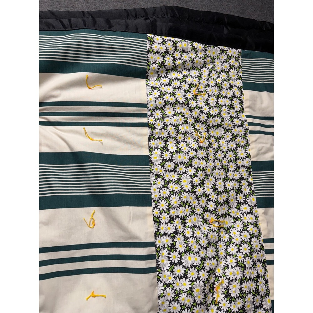 Handmade Patchwork Tied Quilt Floral Daisy Striped Cottagecore Black Green Cream - Picture 16 of 16
